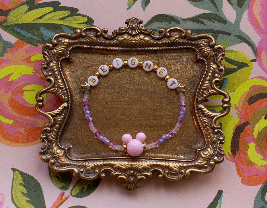 Beignet beaded bracelet