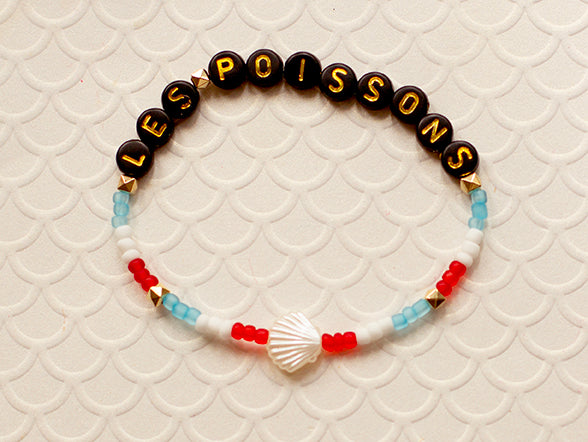Les Poissons beaded bracelet