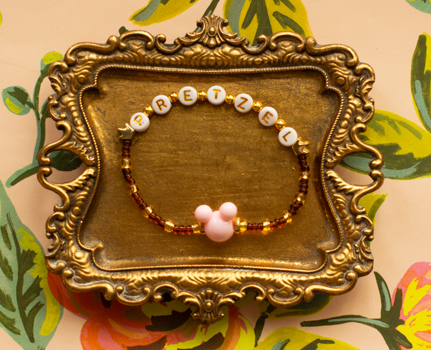 Pretzel beaded bracelet